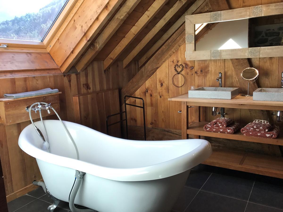 Bed & Breakfast La Cle Des Bois 3*
